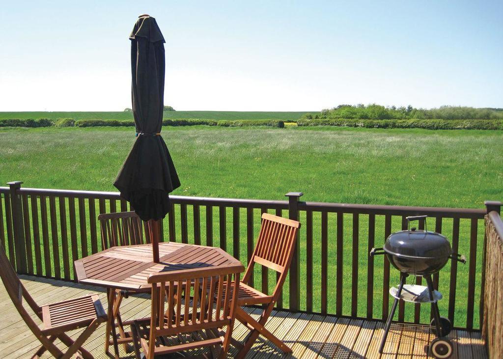 Wighill Manor Lodges Тадкастер Экстерьер фото